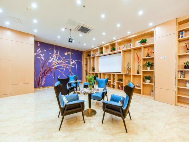 Imagen general del Hotel VX Wuxi Jiangyin High Tech Zone Panlongshan Park Hotel. Foto 5