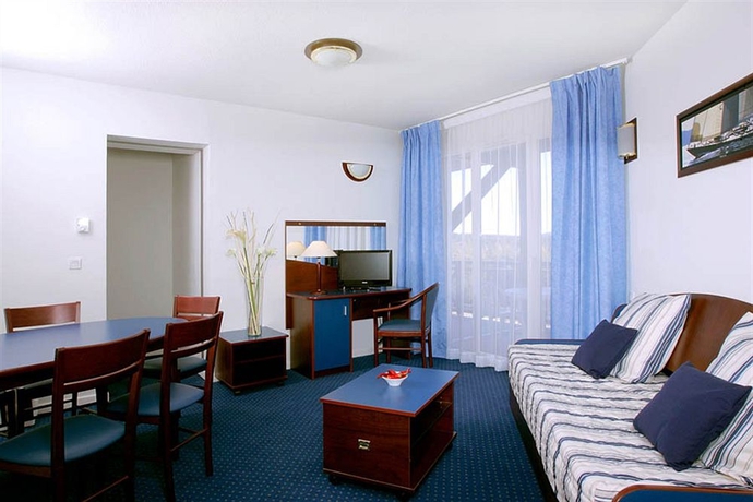 Imagen de los interiores del Hotel Vacancéole - Appart Vacances Pyrénées 2000. Foto 12