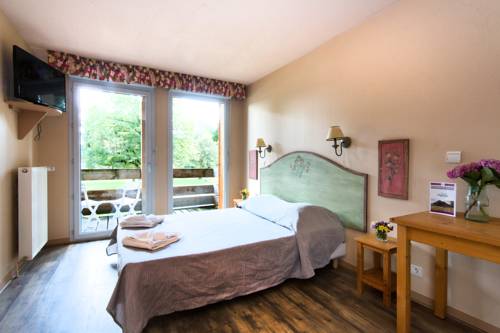 Imagen de la habitación del Hotel Vacanc&eacute;ole - Chalet Les Crozats. Foto 6
