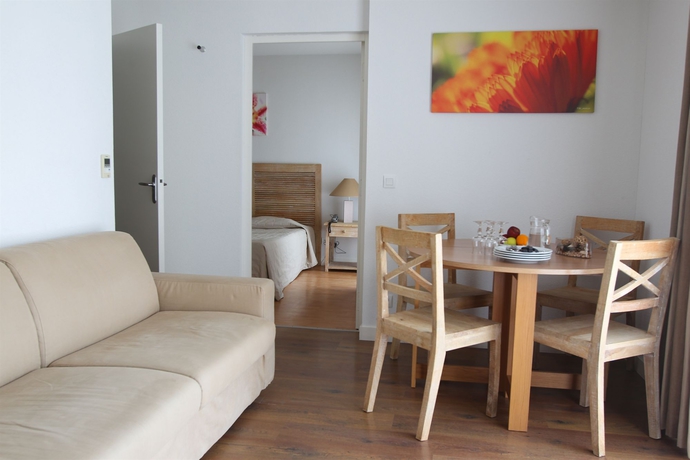 Imagen de los interiores del Hotel Vacancéole - Le Domaine du Château - La Rochelle / Île de Ré. Foto 4