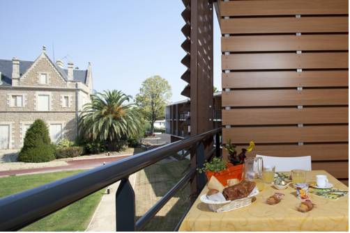 Imagen de la habitación del Hotel Vacanc&eacute;ole - Le Fonserane - B&eacute;ziers Sud. Foto 6