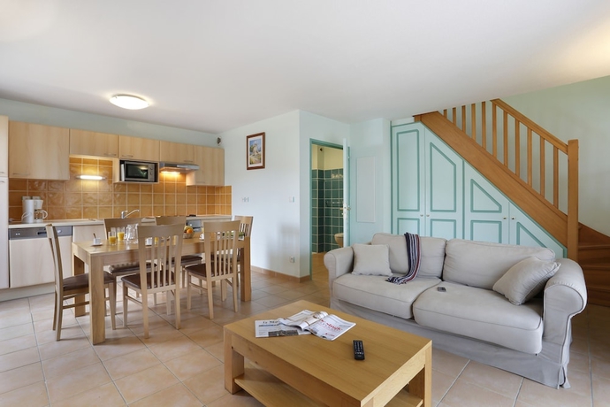 Imagen de la habitación del Hotel Vacanc&eacute;ole - Les Bastides De Fayence. Foto 5