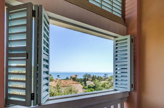 Imagen de la habitación del Hotel Vacanc&eacute;ole - Les Calanques du Parc. Foto 11