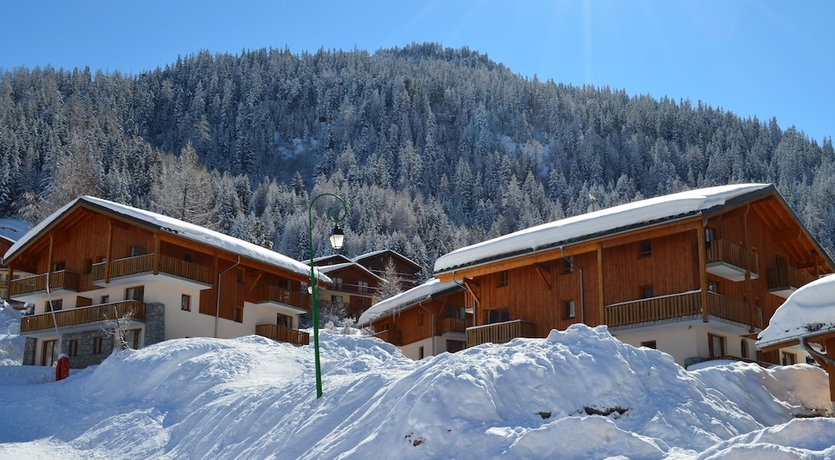 Imagen general del Hotel Vacancéole - Les Chalets de la Ramoure. Foto 3