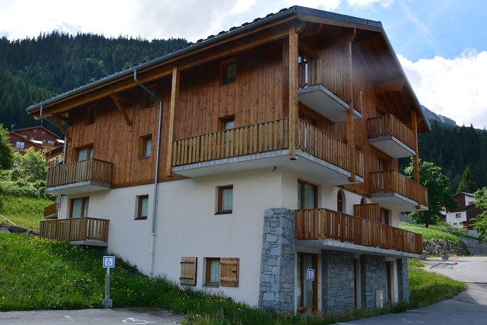 Imagen general del Hotel Vacancéole - Les Chalets de la Ramoure. Foto 4