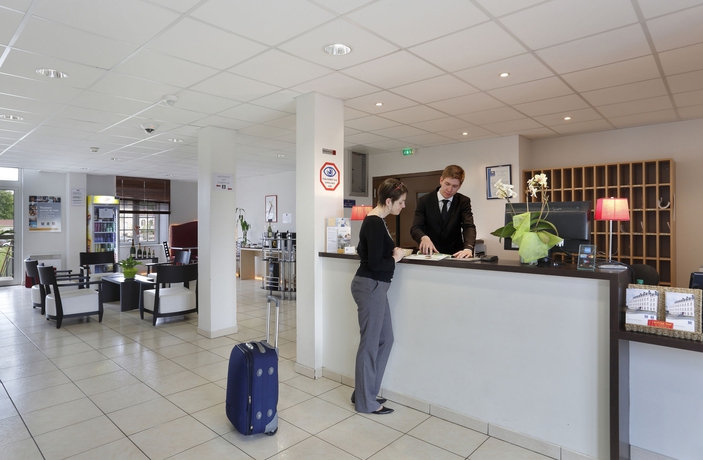 Imagen de los interiores del Hotel Vacanc&eacute;ole - Les Demeures Champenoises Confort. Foto 7