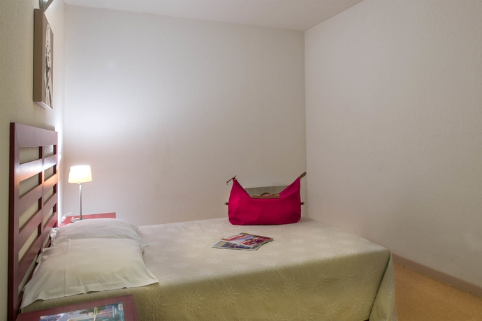 Imagen de los interiores del Hotel Vacancéole Résidence Le Saint Clair. Foto 12