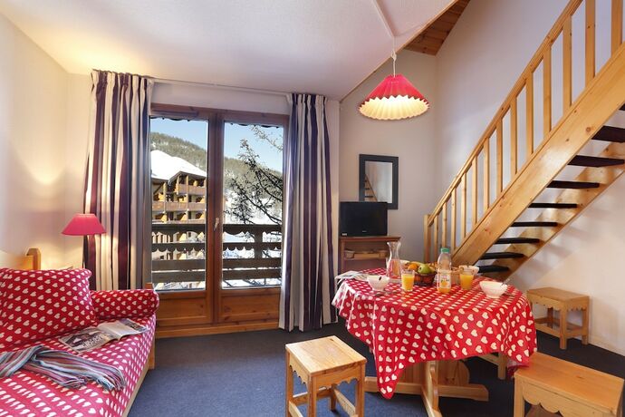 Imagen general del Hotel Vacancéole - Résidence Vega. Foto 7