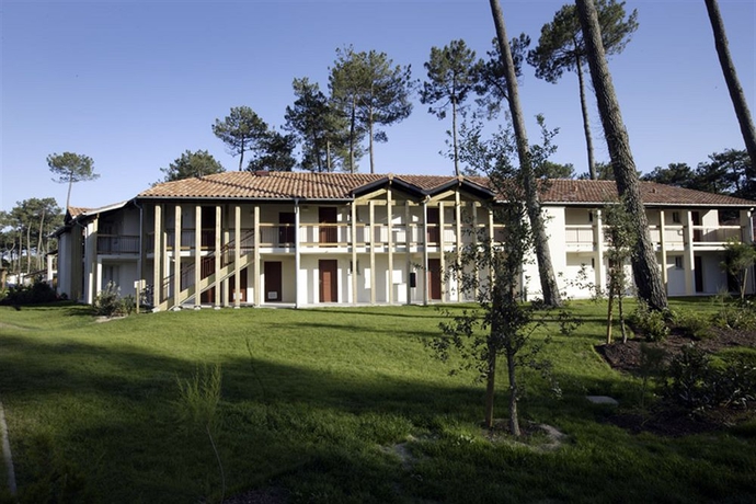 Imagen de los exteriores del Hotel Vacanc&eacute;ole &ndash; L'all&eacute;e Des Dunes &ndash; Ondres Plage. Foto 7