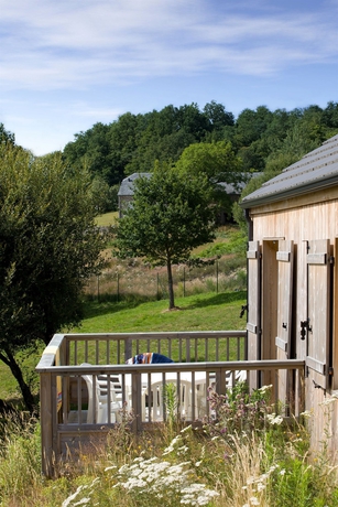 Imagen de los exteriores del Hotel Vacanc&eacute;ole &ndash; Le Domaine Du Bosquet. Foto 7