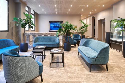 Imagen de los interiores del Hotel Vacances Bleues Provinces Opera. Foto 8