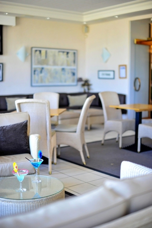 Imagen de los interiores del Hotel Vacances Bleues Villa Caroline. Foto 16
