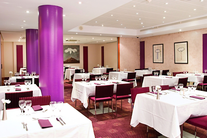 Imagen del bar/restaurante del Hotel Vacances Bleues Villa Modigliani. Foto 4