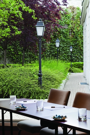 Imagen del bar/restaurante del Hotel Vacances Bleues Villa Modigliani. Foto 9