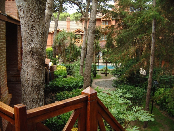 Imagen de los exteriores del Hotel Vacances Dorado. Foto 14