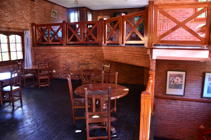 Imagen del bar/restaurante del Hotel Vacances Dorado. Foto 7