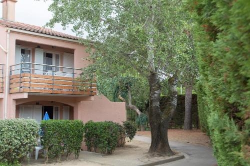 Imagen general del Hotel Vacances Passion La Grande Bastide. Foto 4