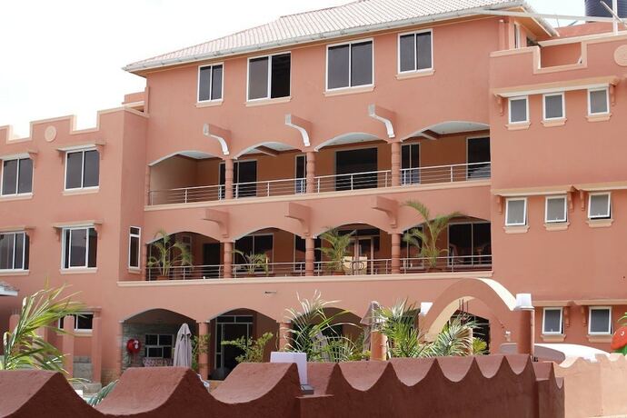 Imagen general del Hotel Vacani Resort. Foto 3