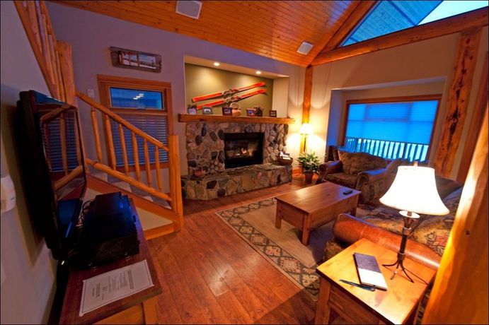 Imagen de los exteriores del Hotel Vacation Homes By Big White Accomm.. Foto 3