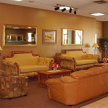 Imagen de los interiores del Hotel Vacation Inn Phoenix. Foto 12