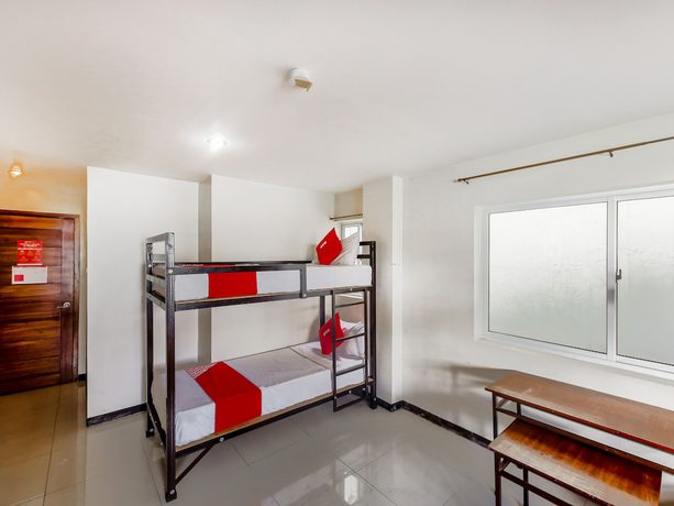Imagen de la habitación del Hotel Vaccinated Staff - OYO 850 Clr Mn Inn. Foto 7