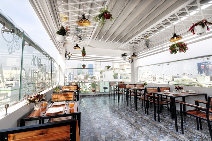 Imagen del bar/restaurante del Hotel V&acirc;n Anh Luxury. Foto 3