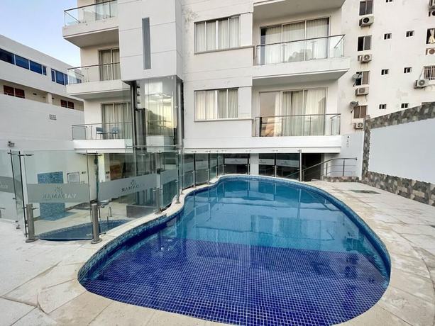 Imagen de la piscina del Hotel Vadamar. Foto 20