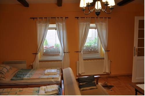 Imagen general del Hotel Vadvir&aacute;g Vend&eacute;glő &eacute;s Panzi&oacute;. Foto 5