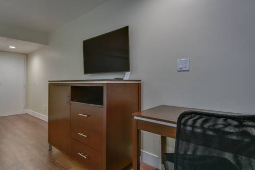 Imagen de la habitación del Hotel Vagabond Inn Executive Bakersfield Downtowner. Foto 2