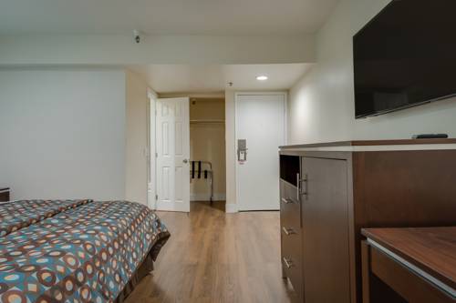 Imagen de la habitación del Hotel Vagabond Inn Executive Bakersfield Downtowner. Foto 4