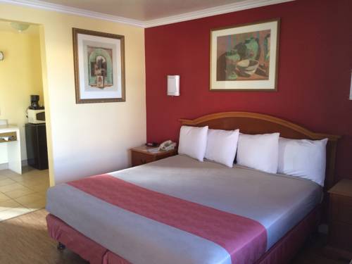 Imagen de la habitación del Hotel Vagabond Inn Hemet. Foto 3