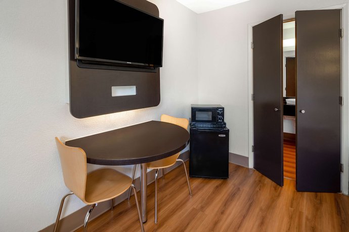 Imagen de la habitación del Hotel Vagabond Inn Santa Barbara, CA. Foto 4