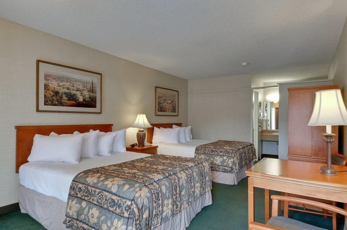 Imagen de la habitación del Hotel Vagabond Inn Ventura. Foto 10