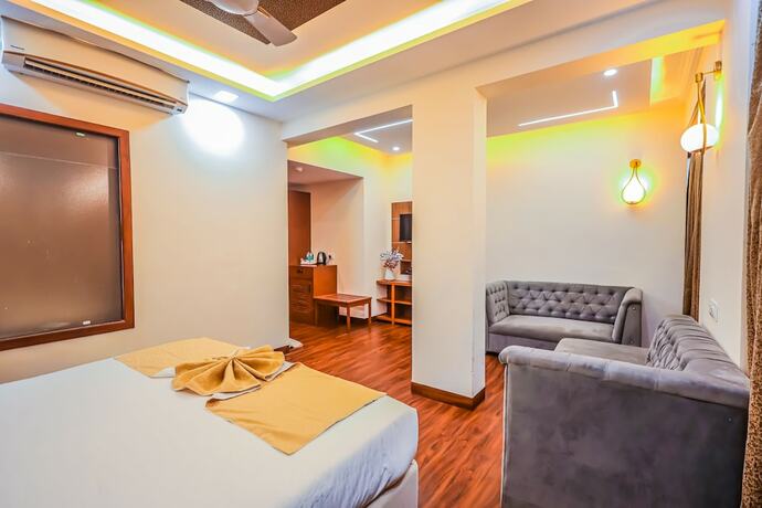 Imagen general del Hotel Vagator Downtown. Foto 10