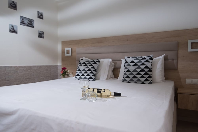 Imagen de la habitación del Hotel Vagelis Comfort Apartments. Foto 13
