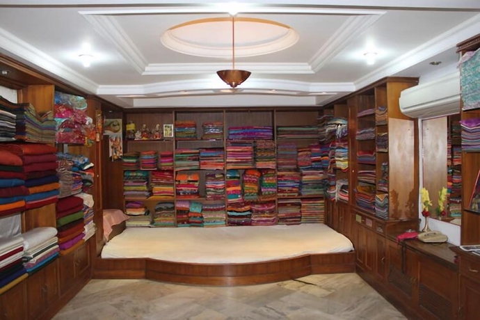 Imagen de los interiores del Hotel Vaibhav. Foto 19