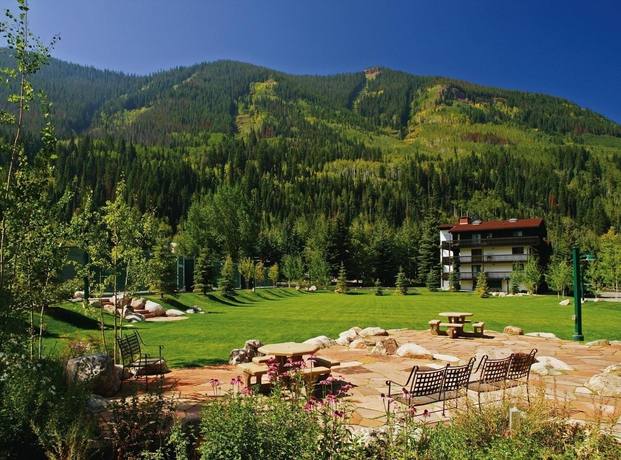 Imagen de los exteriores del Hotel Vail Racquet Club Mountain Resort. Foto 9