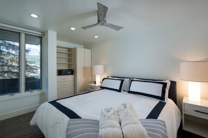 Imagen de la habitación del Hotel Vail's Mountain Haus. Foto 2