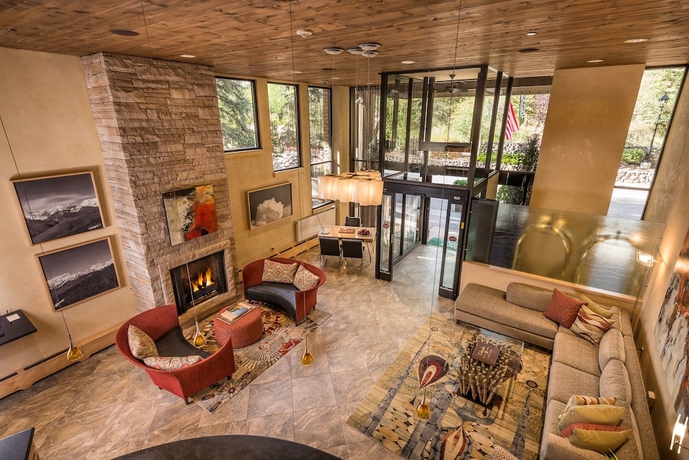 Imagen de los interiores del Hotel Vail's Mountain Haus. Foto 19