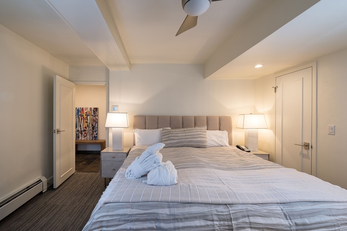 Imagen de la habitación del Hotel Vail's Mountain Haus. Foto 15