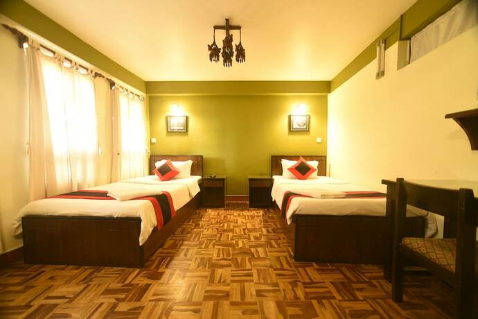 Imagen de la habitación del Hotel Vajra Guest House and Restaurant. Foto 18