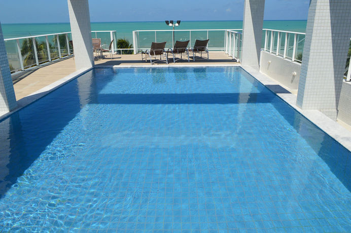 Imagen de la piscina del Hotel Val Atlantic. Foto 15