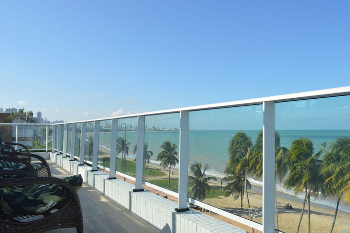 Imagen de los exteriores del Hotel Val Atlantic. Foto 10
