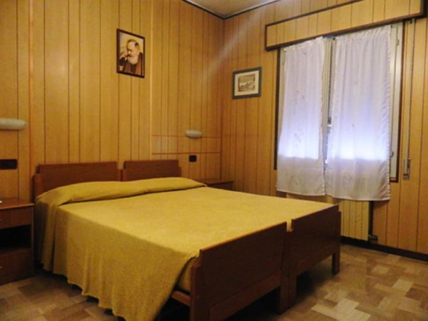 Imagen de la habitación del Hotel Val Carlina. Foto 10