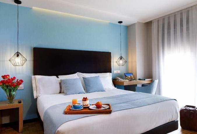 Imagen de la habitación del Hotel Val Convention. Foto 2