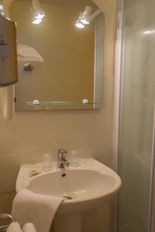 Imagen de la habitación del Hotel Val De Loire. Foto 2