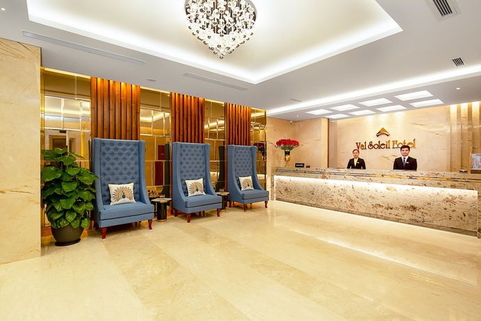 Imagen de los interiores del Hotel Val Soleil. Foto 17