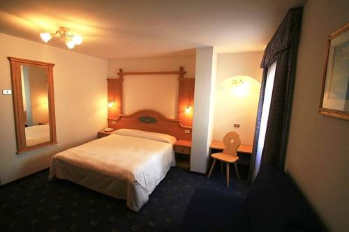 Imagen de la habitación del Hotel Valacia. Foto 13
