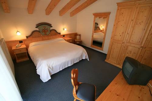 Imagen de la habitación del Hotel Valacia. Foto 16