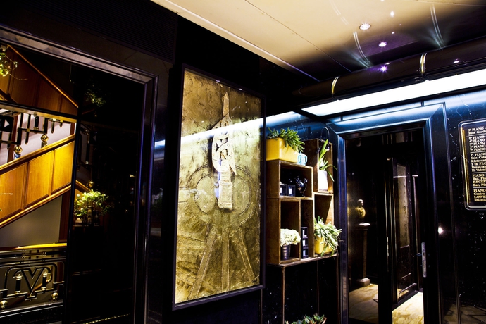 Imagen de los interiores del Hotel Valadier. Foto 12